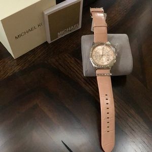 MK Vail Chronograph Pink Dial